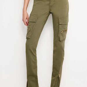 Good American Khaki Cargo Pants